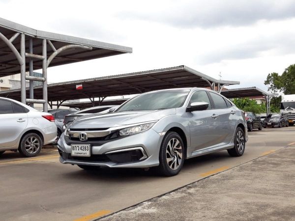 CIVIC 1.8 E (FC)	2019